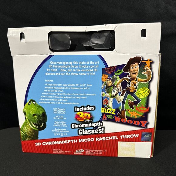 Toy Story 3D Chromadepth Micro Raschel Throw Blanket HTF Disney Pixar NEW Buzz - Picture 3 of 7